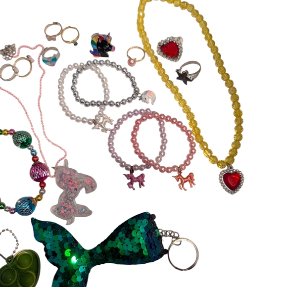 Colorful Kids Accessory Set - Picture 3 of 3